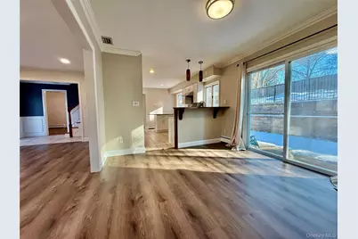 33 Pilgrim Drive, Port Jefferson, NY 11777 - Photo 7