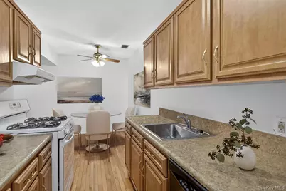 276 Temple Hill Road #2203, New Windsor, NY 12553 - Photo 11