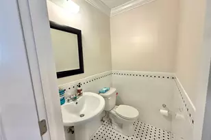 30 Sintsink Dr, Port Washington, NY 11050 - Photo 7