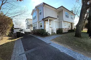 30 Sintsink Dr, Port Washington, NY 11050 - Photo 3