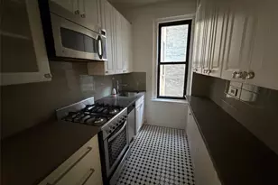 142 E 49th St, New York, NY 10017 - Photo 11