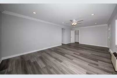 23 Weaver Drive #03-7B, Massapequa, NY 11758 - Photo 9