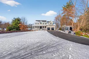 27 King Dr, Poughkeepsie, NY 12603 - Photo 3