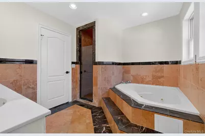 27 King Drive, Poughkeepsie, NY 12603 - Photo 31