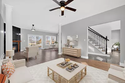 27 King Drive, Poughkeepsie, NY 12603 - Photo 7