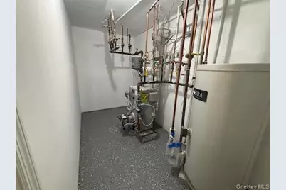 27 King Drive, Poughkeepsie, NY 12603 - Photo 37