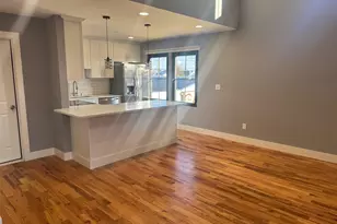 1035 Montauk Hwy, Copiague, NY 11726 - Photo 5