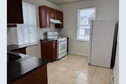 329 Jericho Turnpike, Floral Park, NY 11001 - Photo 3