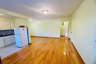 196-58 69th Ave, Fresh Meadows, NY 11365 - Photo 9