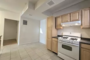 604 Tompkins Ave, Mamaroneck, NY 10543 - Photo 11