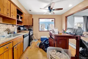 31 Allison Ave, Newburgh, NY 12550 - Photo 9