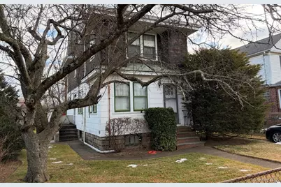 8529 261st Street, Floral Park, NY 11001 - Photo 1