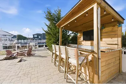 41 Stillwater Avenue, Massapequa, NY 11758 - Photo 27