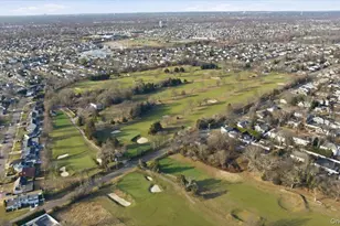 41 Stillwater Ave, Massapequa, NY 11758 - Photo 37