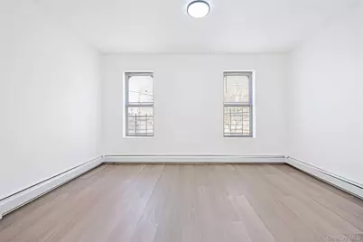 918 E 165th Street, Bronx, NY 10459 - Photo 3