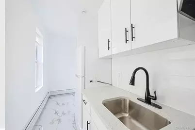 918 E 165th Street, Bronx, NY 10459 - Photo 19