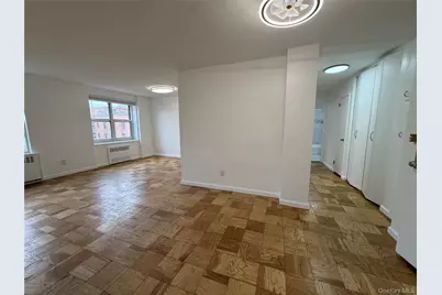 16 Lake Street #7B, White Plains, NY 10603 - Photo 3