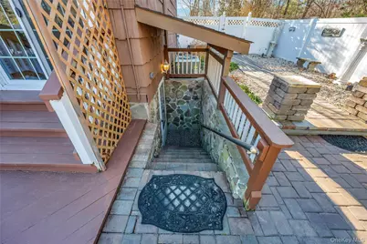 17 Wall Street, Port Jefferson Station, NY 11776 - Photo 13