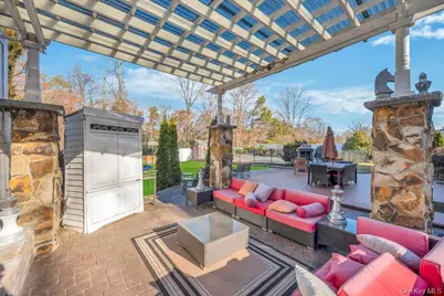 17 Wall Street, Port Jefferson Station, NY 11776 - Photo 7