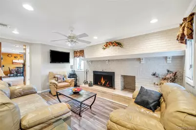 17 Wall Street, Port Jefferson Station, NY 11776 - Photo 25