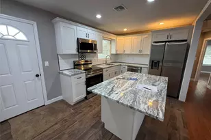 1068 Connetquot Ave, Central Islip, NY 11722 - Photo 7