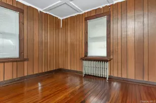 84 Bay Ave, Hicksville, NY 11801 - Photo 7