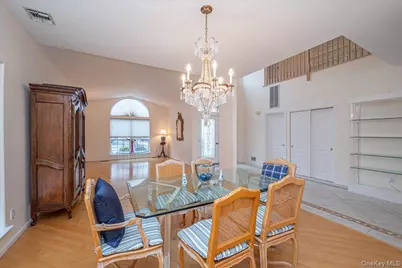 205 Windwatch Drive, Hauppauge, NY 11788 - Photo 19