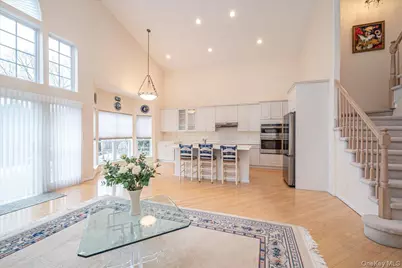 205 Windwatch Drive, Hauppauge, NY 11788 - Photo 7