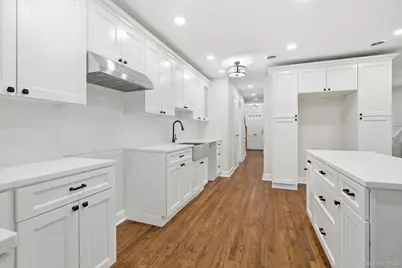 1649 Lurting Avenue, Bronx, NY 10461 - Photo 9