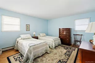 18 Barry Ln, Syosset, NY 11791 - Photo 31