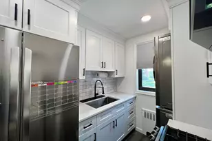 17-72 166th St, Whitestone, NY 11357 - Photo 9