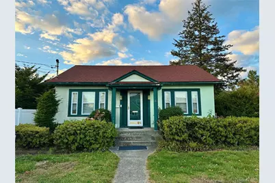 [Address not provided], Hicksville, NY 11801 - Photo 13