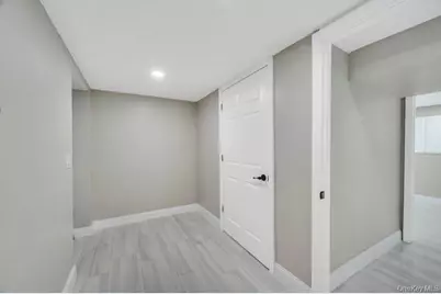 245 Stone Street, Elmont, NY 11003 - Photo 39