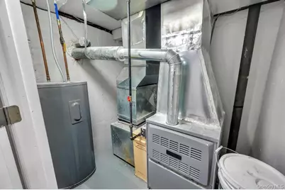 245 Stone Street, Elmont, NY 11003 - Photo 43