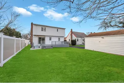 245 Stone Street, Elmont, NY 11003 - Photo 11