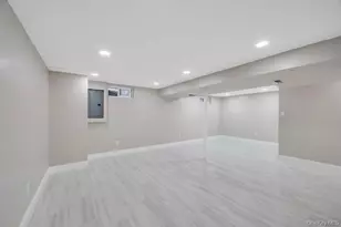 245 Stone St, Elmont, NY 11003 - Photo 35