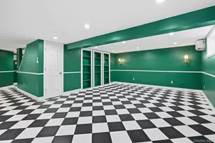 14 Dunnings Dr, Tarrytown, NY 10591 - Photo 19