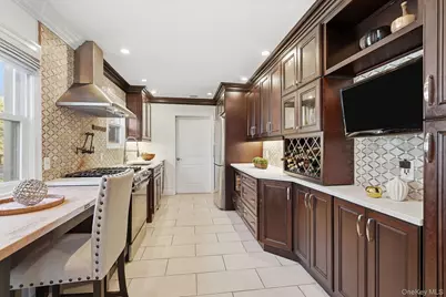 14 Dunnings Drive, Tarrytown, NY 10591 - Photo 9