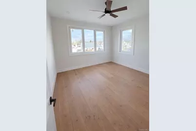 38 Dogwood Lane, Levittown, NY 11756 - Photo 17