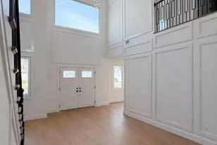 38 Dogwood Ln, Levittown, NY 11756 - Photo 7