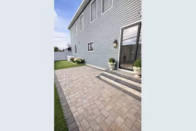 38 Dogwood Lane, Levittown, NY 11756 - Photo 21