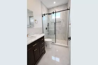 38 Dogwood Lane, Levittown, NY 11756 - Photo 15