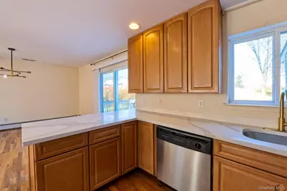 241 Tamerisk Lane, New Windsor, NY 12553 - Photo 11