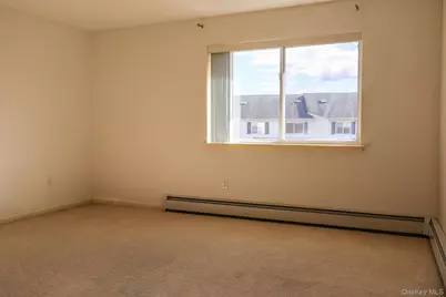 241 Tamerisk Lane, New Windsor, NY 12553 - Photo 37