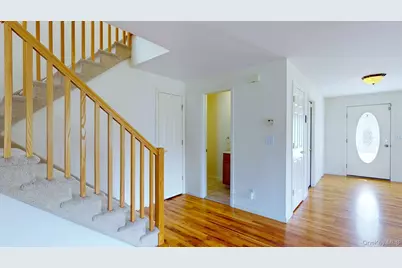 241 Tamerisk Lane, New Windsor, NY 12553 - Photo 17