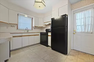 816 Merillon Ave, Westbury, NY 11590 - Photo 11