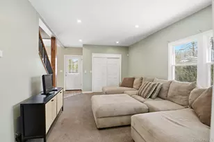 35 Shady Creek Rd, Pleasant Valley, NY 12569 - Photo 5