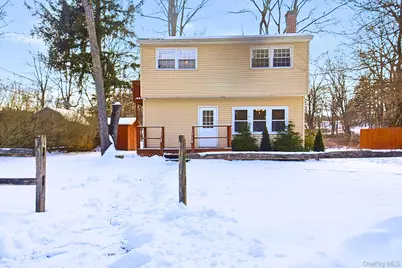 35 Shady Creek Road, Pleasant Valley, NY 12569 - Photo 3