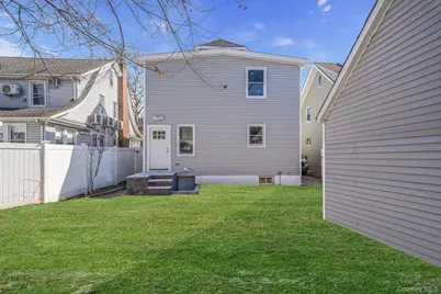 20 Colonial Road, Floral Park, NY 11001 - Photo 25