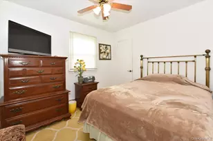 19 Sprague Dr, Valley Stream, NY 11580 - Photo 23